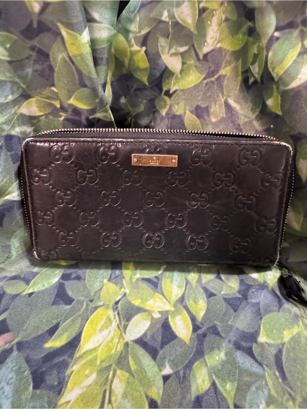 Gucci Black Guccissima Leather Zip-Around Wallet - Picture 1 of 10